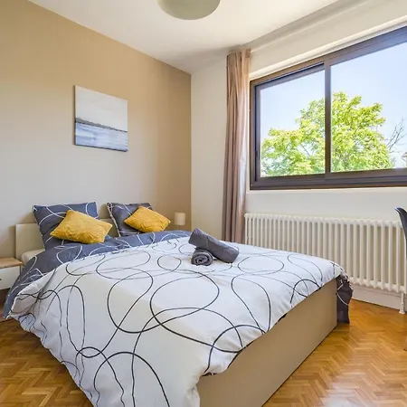 Lejlighed L'eugene - 10min Du Rer B Le Bourget, Parking, Wifi Drancy