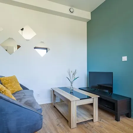 Lejlighed L'eugene - 10min Du Rer B Le Bourget, Parking, Wifi *