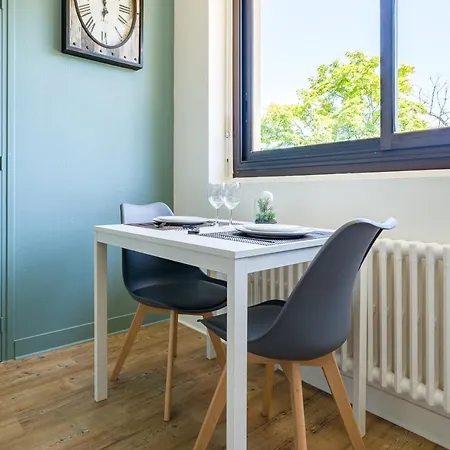 Lejlighed L'eugene - 10min Du Rer B Le Bourget, Parking, Wifi Drancy